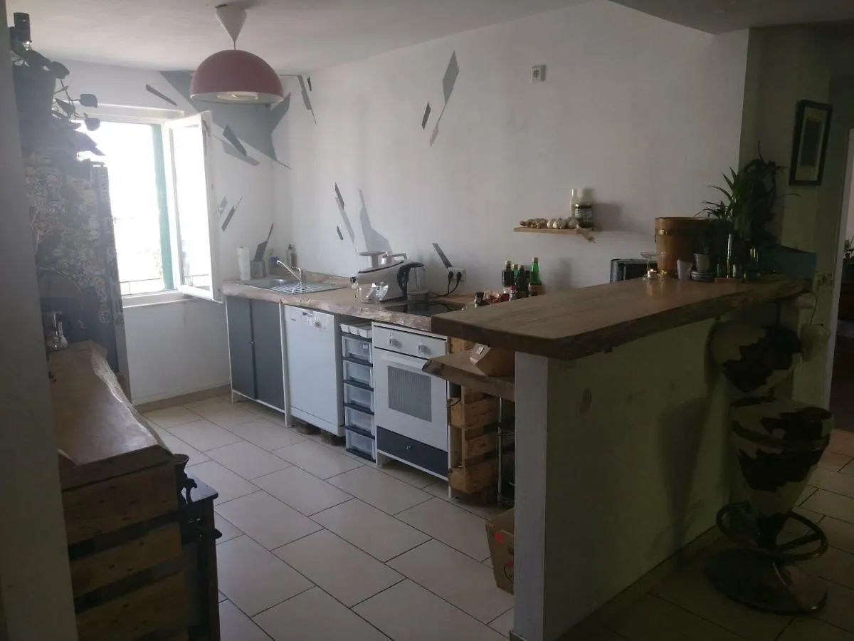 קלן Villa Ehrenfeld 2